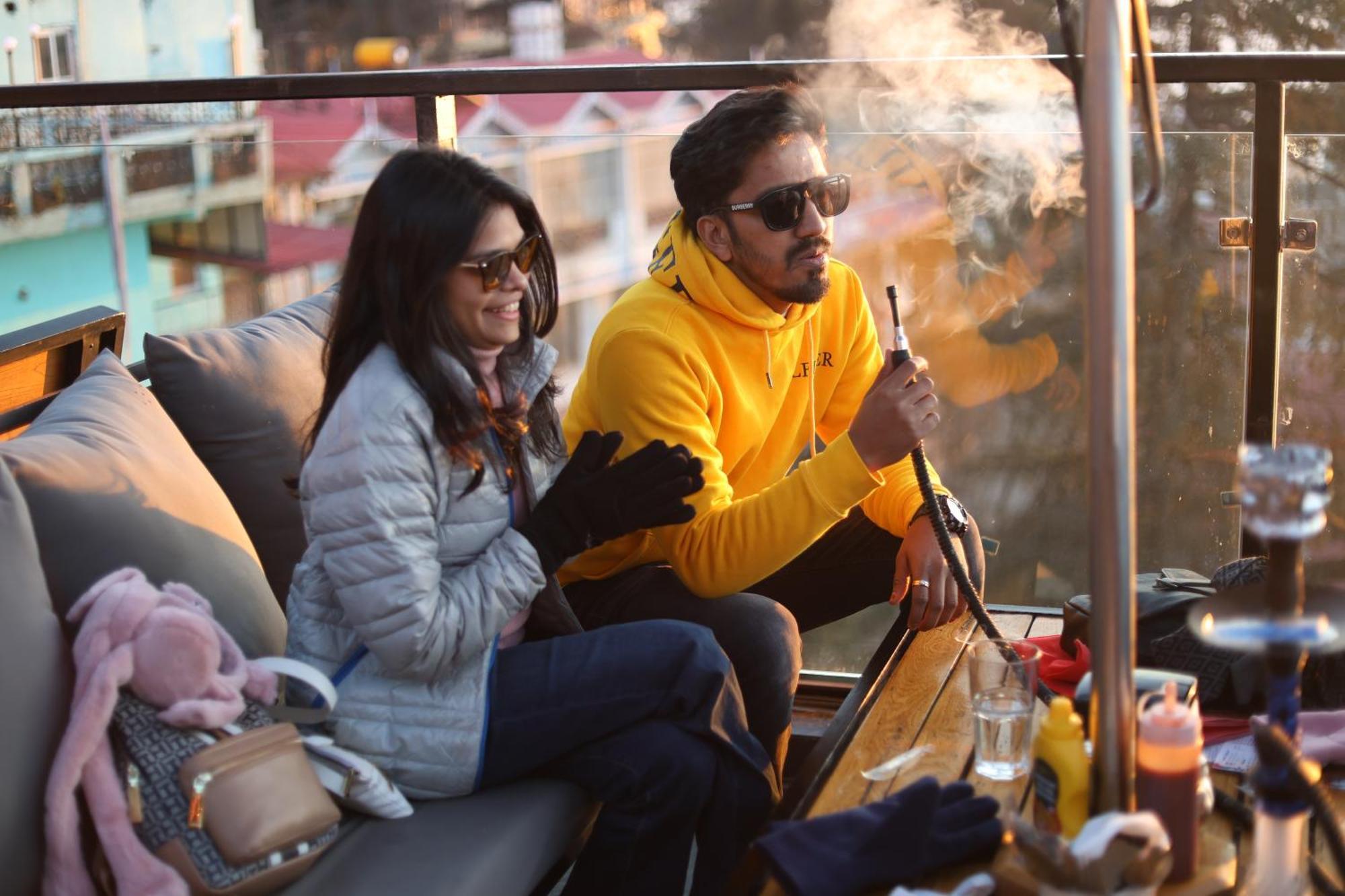 Hotel Willow Banks - Boutique 4 Star Hotel On The Mall Road Shimla Bagian luar foto