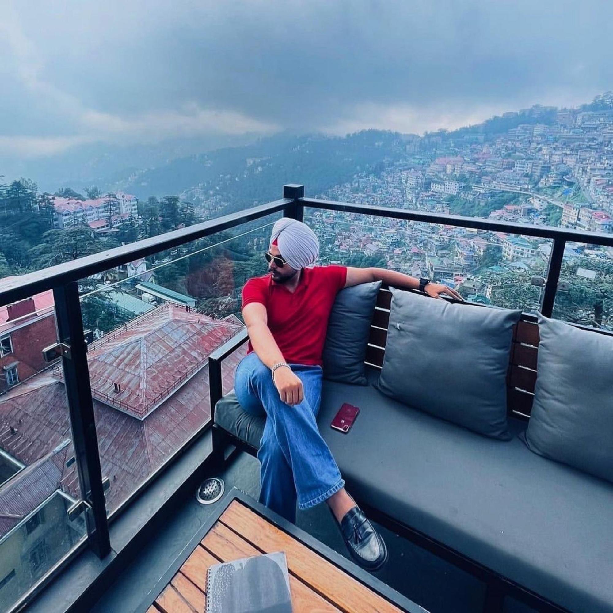 Hotel Willow Banks - Boutique 4 Star Hotel On The Mall Road Shimla Bagian luar foto