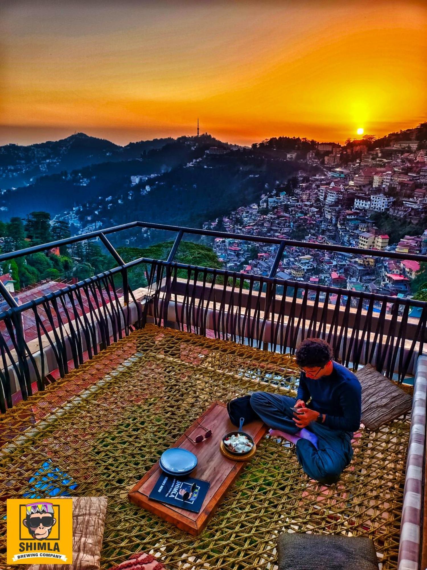 Hotel Willow Banks - Boutique 4 Star Hotel On The Mall Road Shimla Bagian luar foto